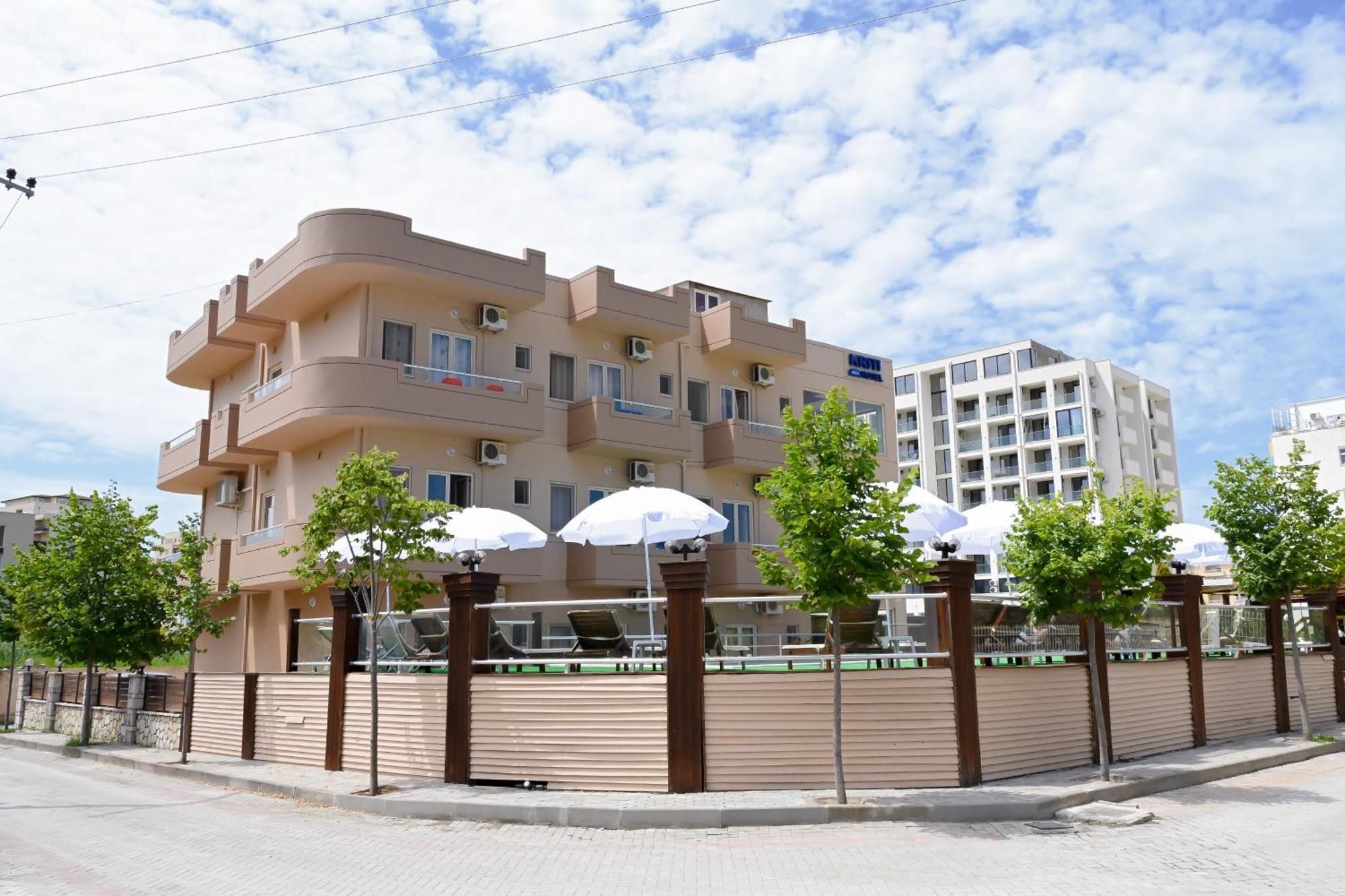 Hotel Kriti Max , Shengjin Shëngjin Extérieur photo