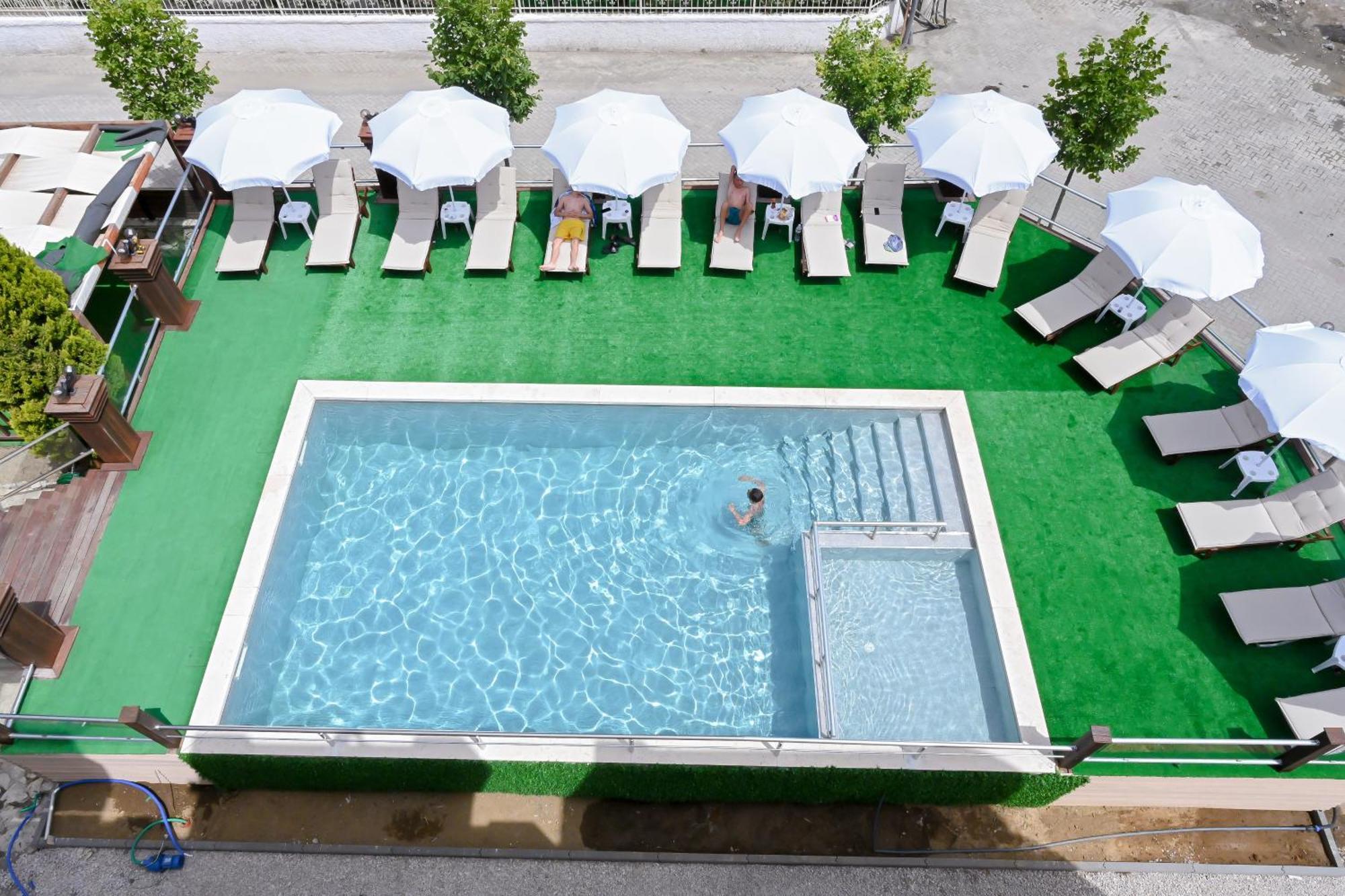 Hotel Kriti Max , Shengjin Shëngjin Extérieur photo